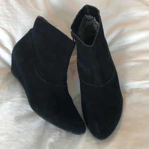 BC black leather booties size 8.5
